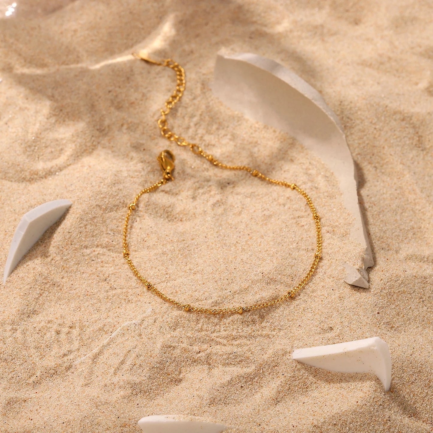 Thin anklet