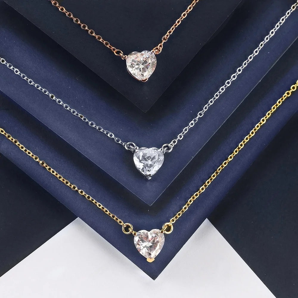 Corazón necklace