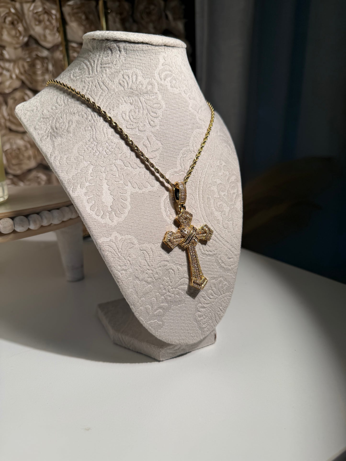 Hip Hop Jewelry Diamond Cross Necklace Wholesale
Jewelry CZ Cross Pendant for Men WOMEN