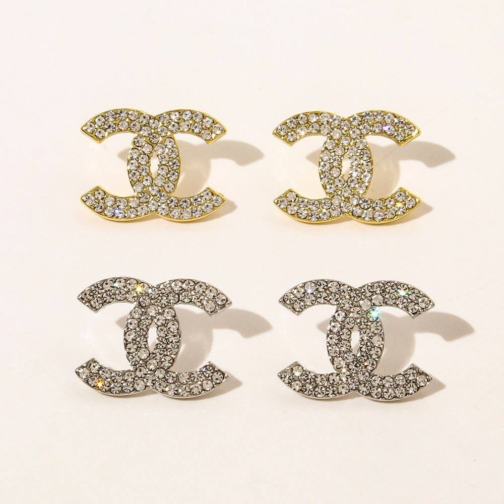 Classy girl earrings