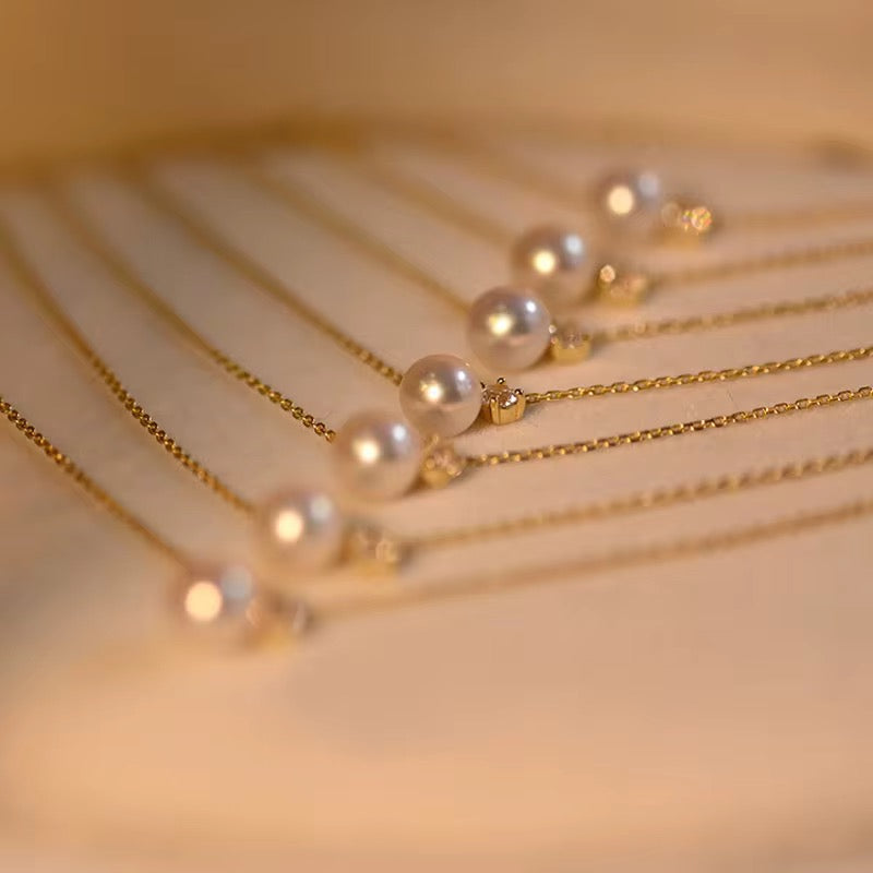 La perla necklace