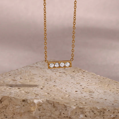 Fine line necklace