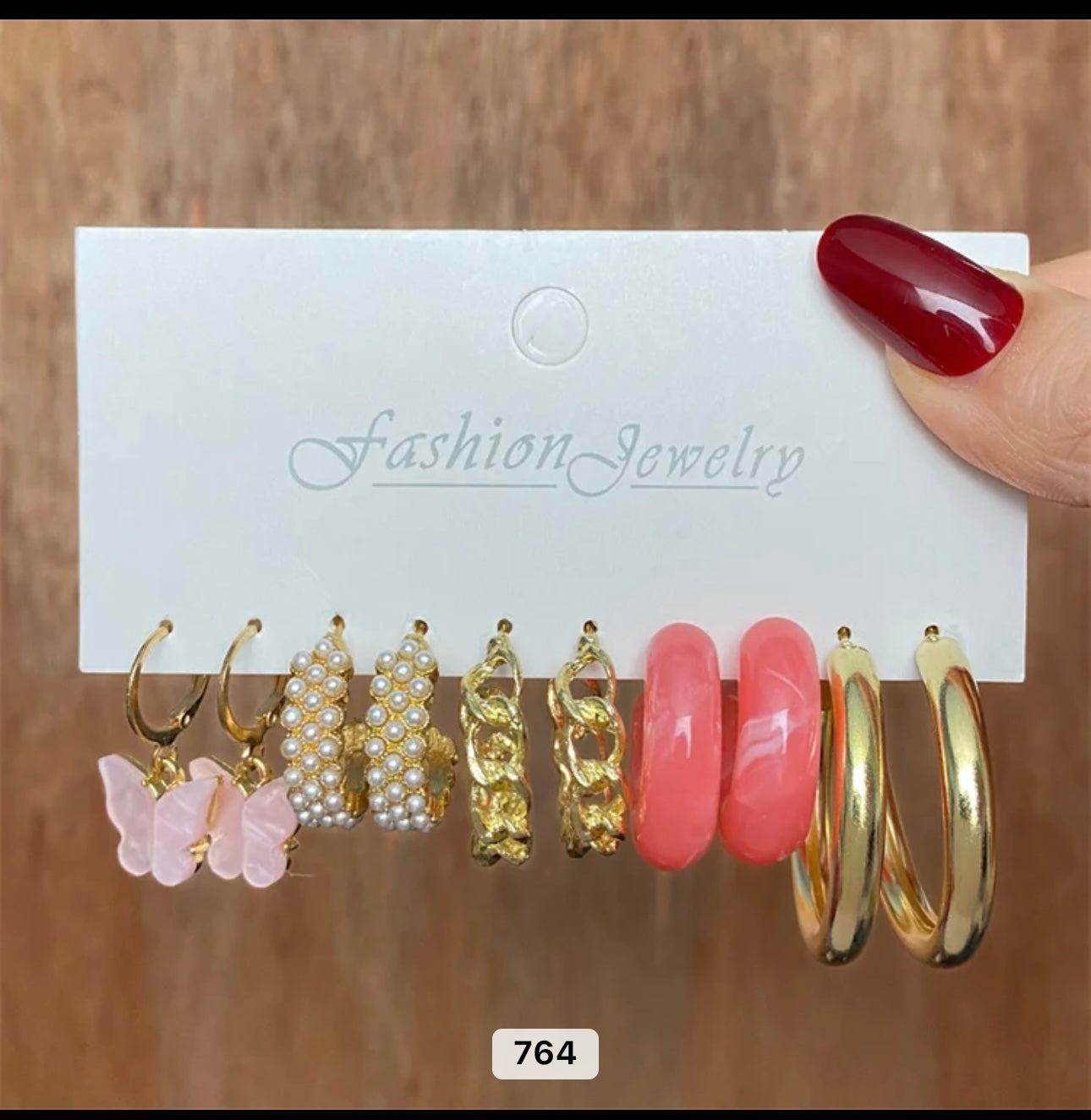 Earrings sets