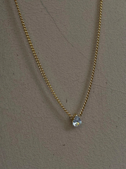 Teardrop necklace