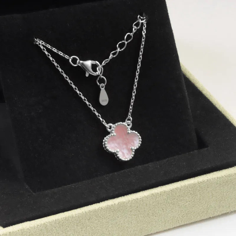 Silver shell clover necklace