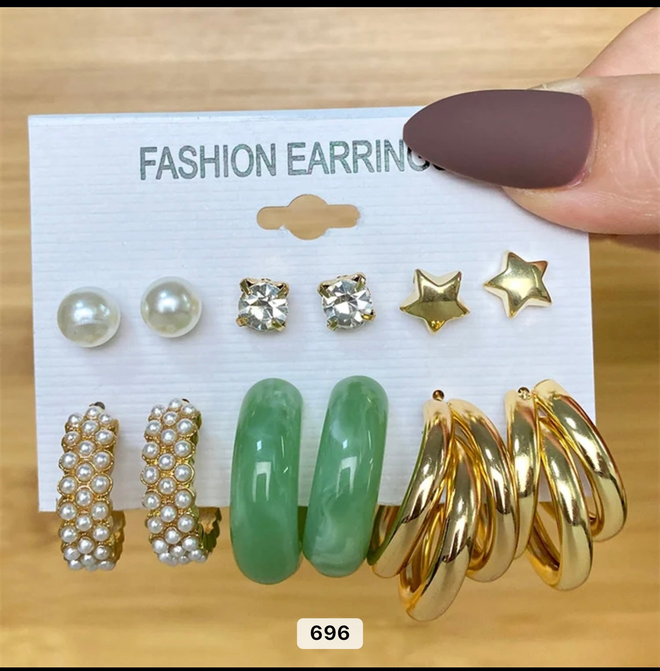 Earrings sets