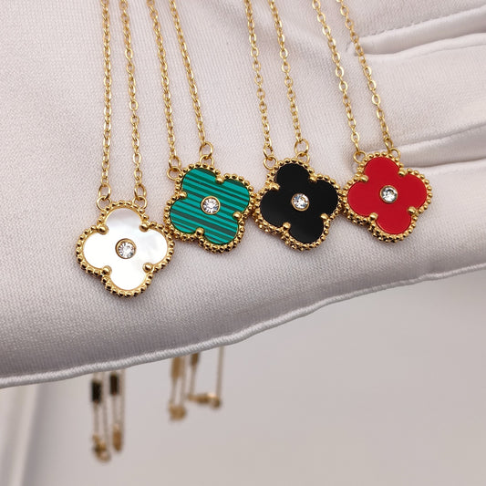 Bling clover necklace