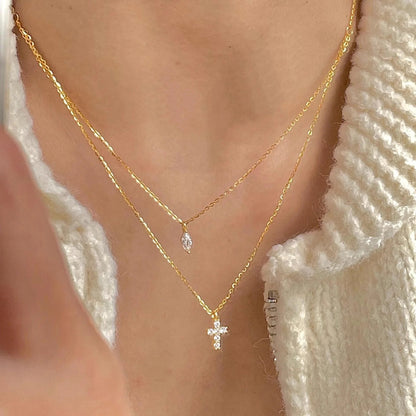 Cruz Diamante necklace