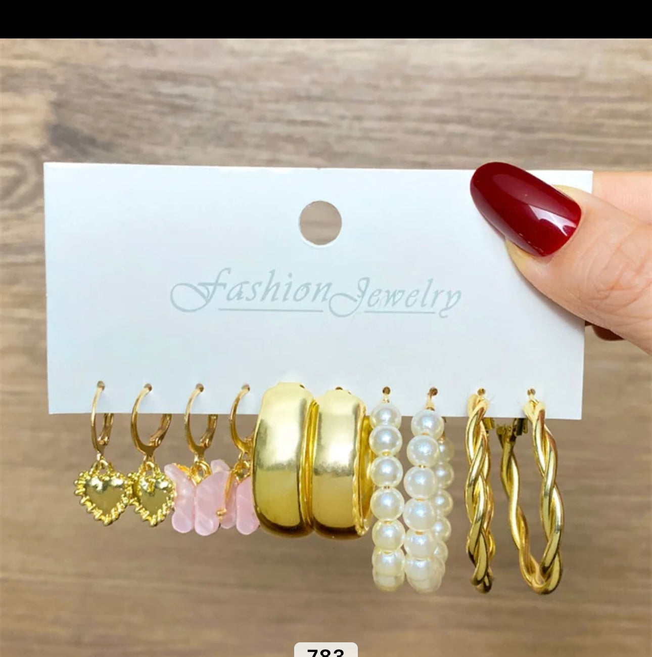 Earrings sets