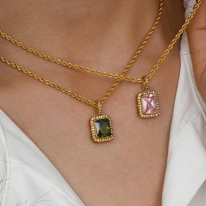 Amara Necklace